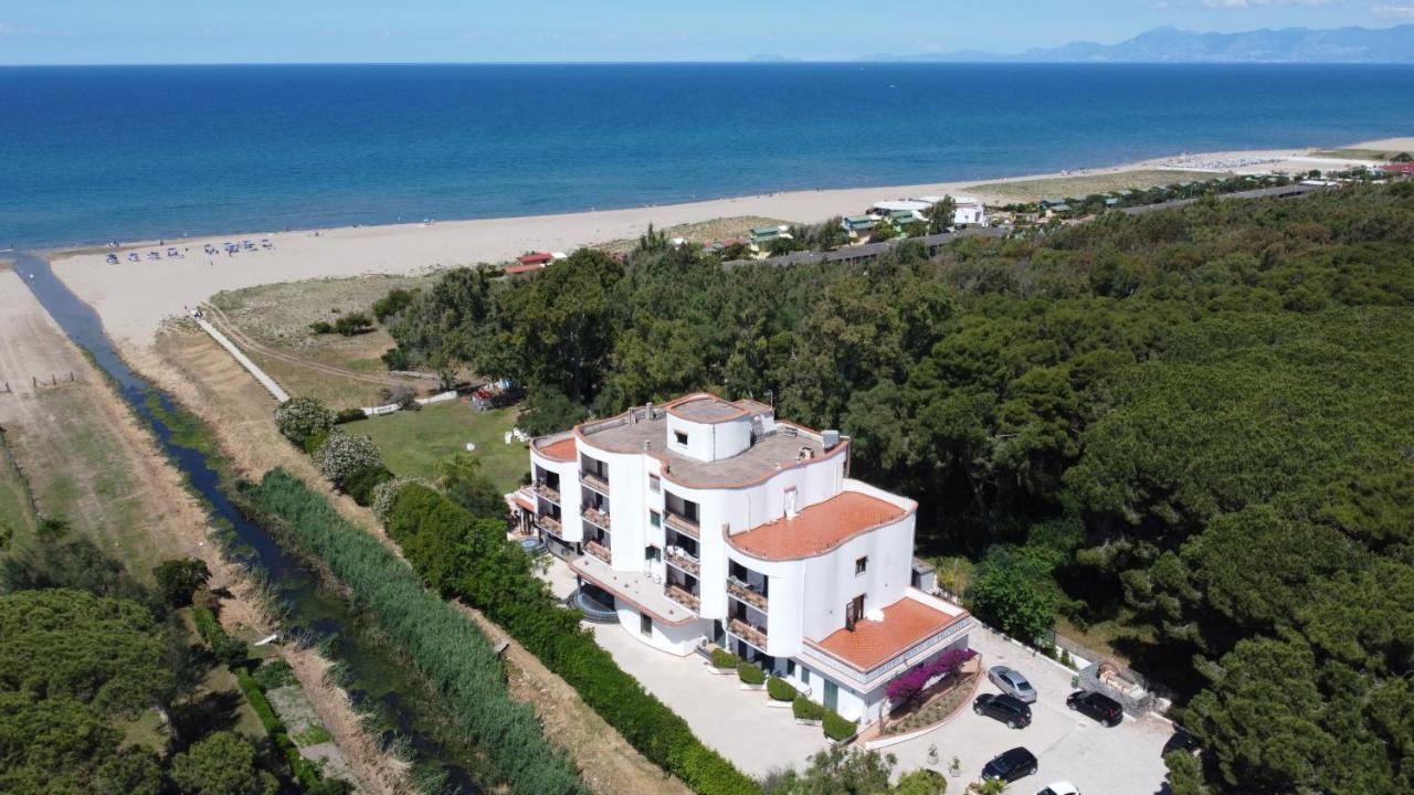 Parco Dei Principi Hotel Paestum Exterior photo